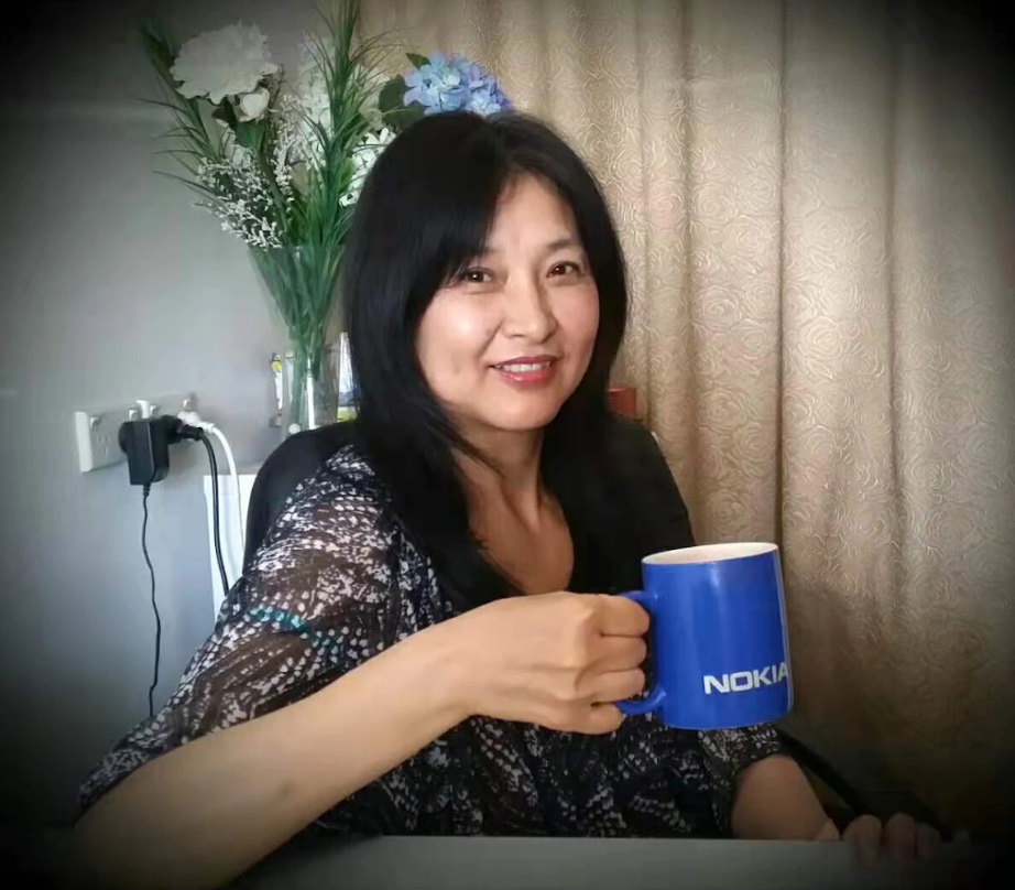 Annie, owner and practitioner at Cuiping's Clinic